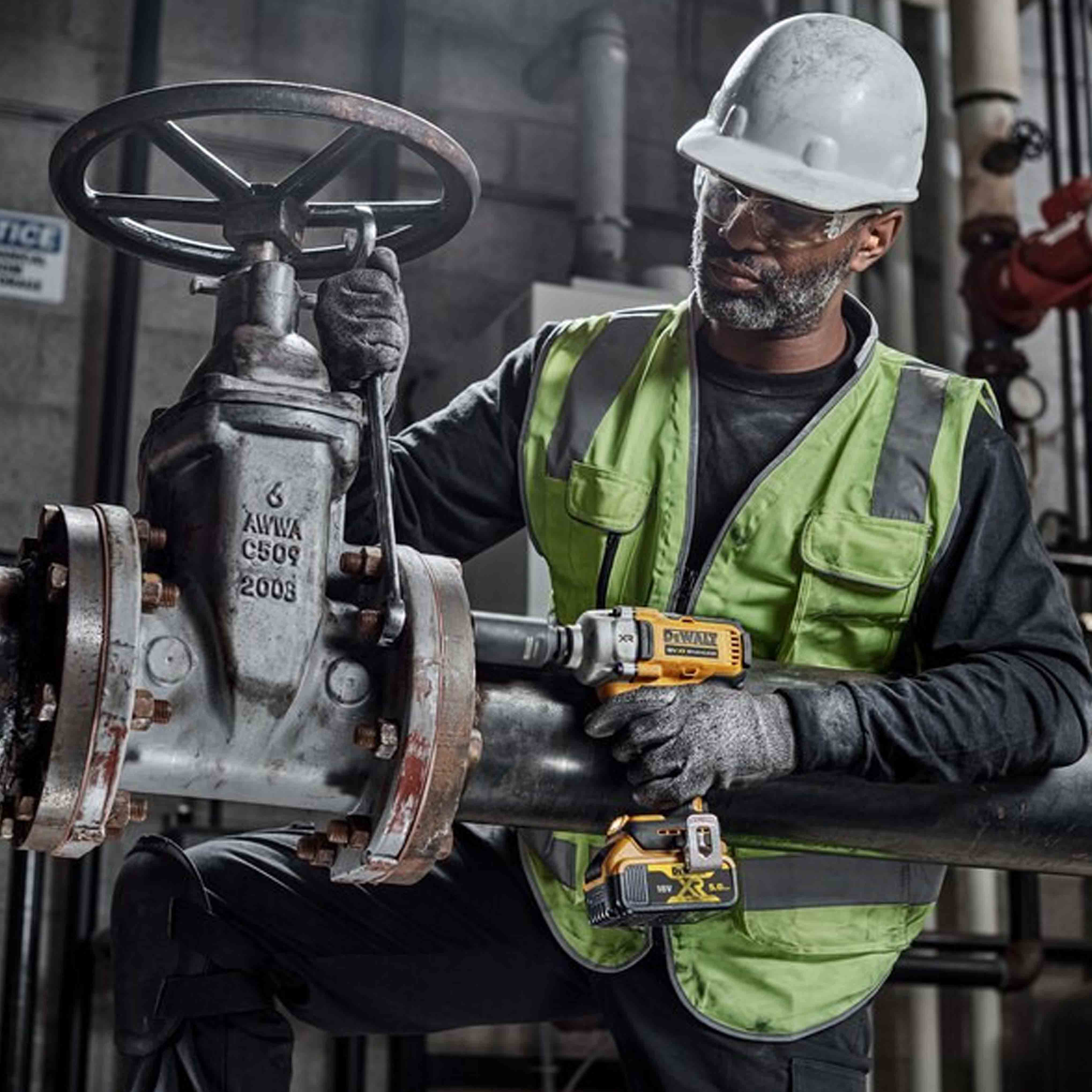 High power impact wrench 18V XR BRUSHLESS 1/2