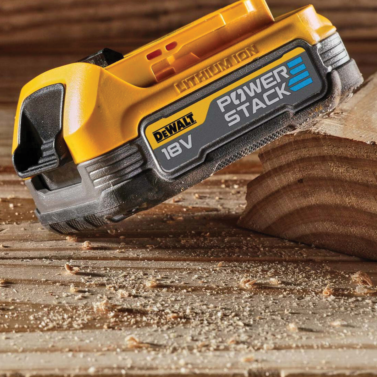 KIT of 2 XR 18V ​​POWERSTACK COMPACT 2Ah batteries + battery charger - DeWALT - DCB1102E2-QW