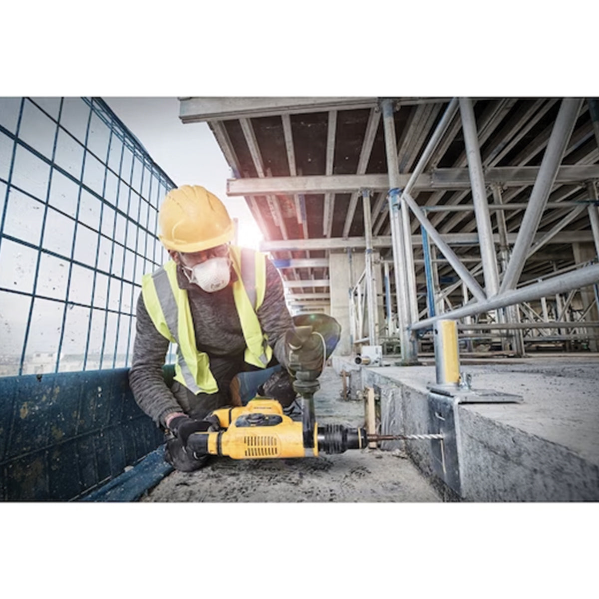 Martello demolitore SDS-MAX/Esagonale 7.1J 1050W in VALIGETTA - DeWALT - D25810K-QS