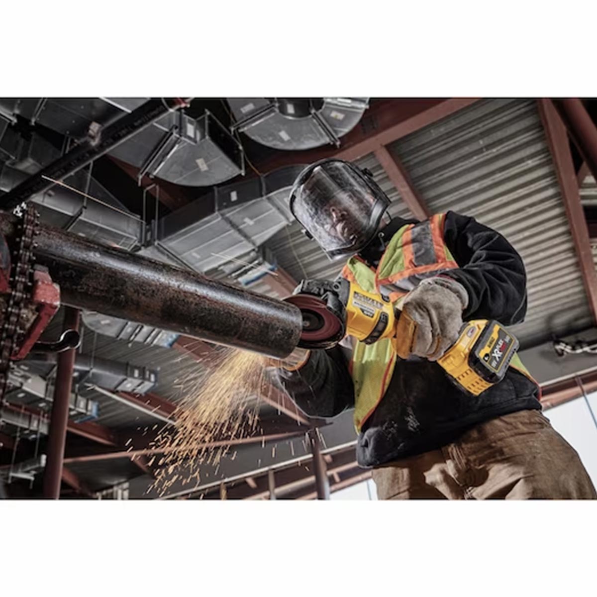 Meuleuse d'angle 125mm 54V XR FLEXVOLT moteur BRUSHLESS haute puissance dans COFFRET TSTACK et ACCESSOIRES - DeWALT - DCG418T2-QW