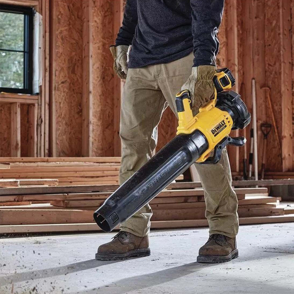 AXIAL Blower BRUSHLESS XR 18V ​​5Ah motor and ACCESSORIES - DeWALT - DCMBL562P1-QW